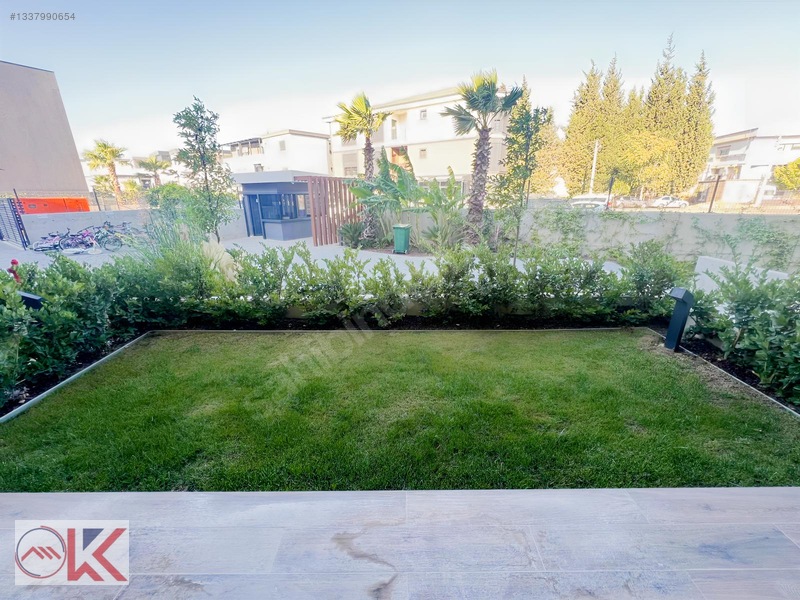 Gaziemir Mia Sarnıç 2 Sitesinde Bahçeli Satılık 3+1 Daire — fotoğraf 13