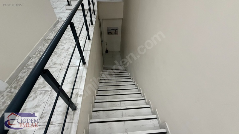 Çiğdem Emlak'tan Devren Satılık Dükkan 270m2 3 Katlı — fotoğraf 4