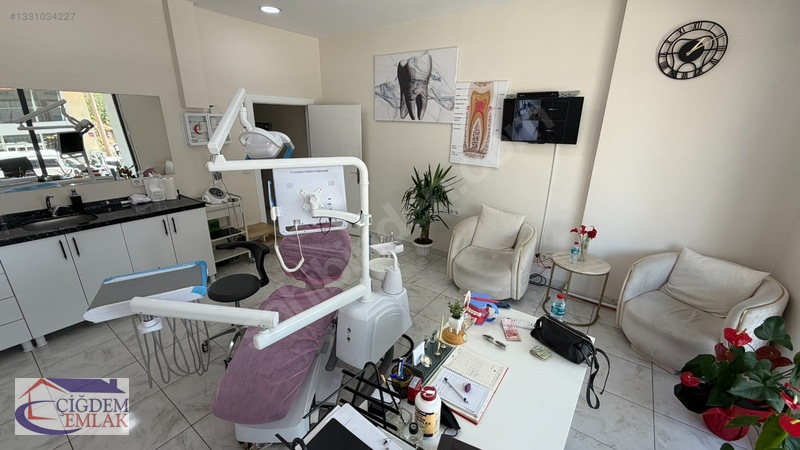 Çiğdem Emlak'tan Devren Satılık Dükkan 270m2 3 Katlı — fotoğraf 5
