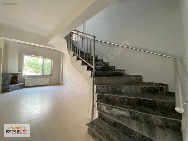 Elmalı Konaklarında 6+1 Konseptinde Bahçeli Triplex Villa — fotoğraf 13