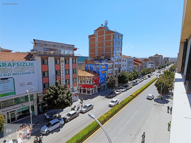 Çorum Merkez De Saat Kulesinin Caddesinde Satılık Ofis İşyeri — fotoğraf 41