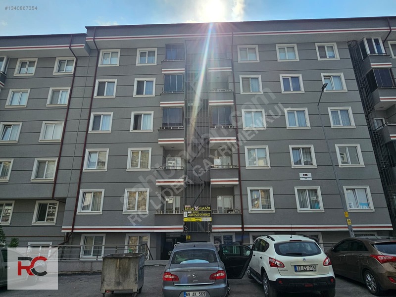 Rc Lider'den Ful Eşyalı Çoruh Manzaralı Kiralık 3+1 Daire — fotoğraf 3