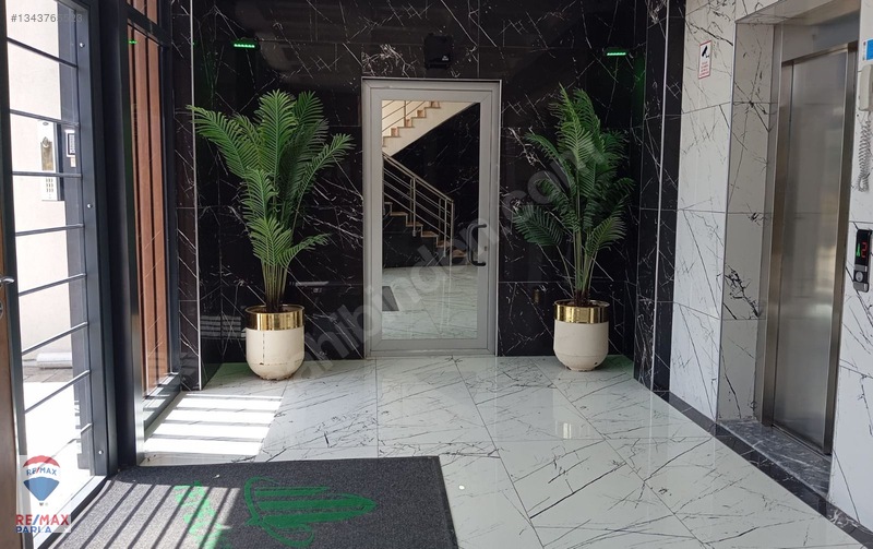 Remax Parla'dan Tepecik Yaşam Evlerinde Geniş Kiralık 3+1 Daire — fotoğraf 9