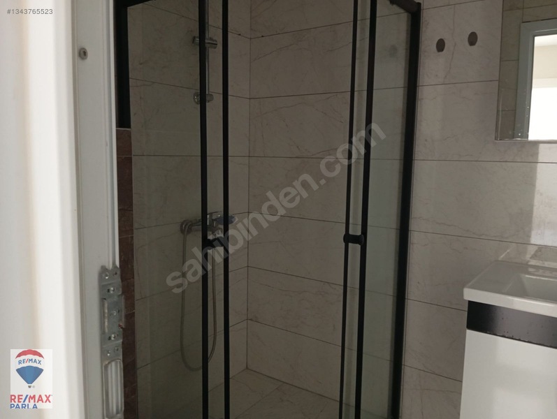 Remax Parla'dan Tepecik Yaşam Evlerinde Geniş Kiralık 3+1 Daire — fotoğraf 24