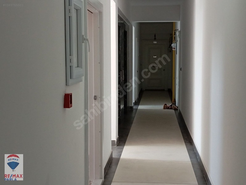Remax Parla'dan Tepecik Yaşam Evlerinde Geniş Kiralık 3+1 Daire — fotoğraf 30