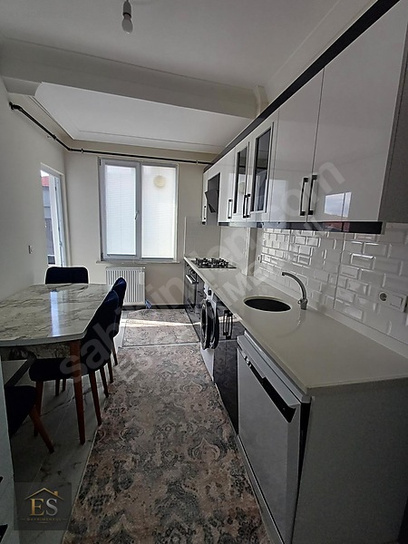 Pazar Caddesi'nde Satılık Lüks 2+1 Daire — fotoğraf 19