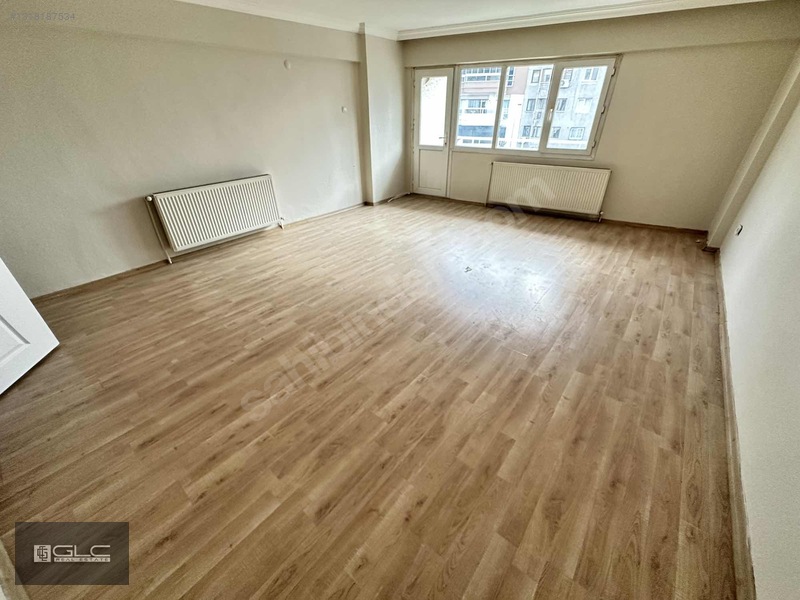 Eşrefpaşa Caddesi 3+1 130 M2 Asansörlü Satılık Daire — fotoğraf 3