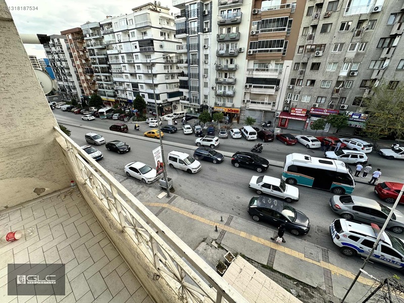 Eşrefpaşa Caddesi 3+1 130 M2 Asansörlü Satılık Daire — fotoğraf 7