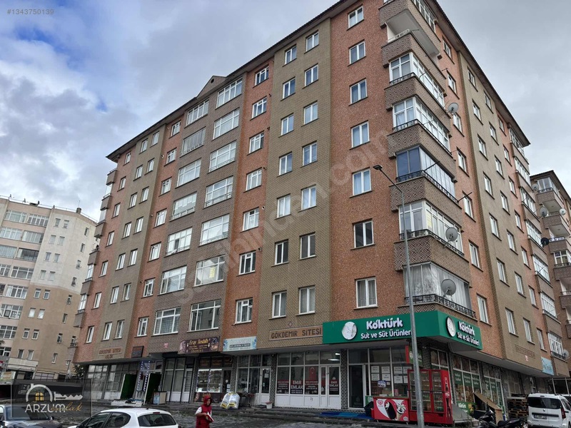 Yıldızkentte Kervansaray Evler Üstü ( 4+1) K.otoparklı Daire — fotoğraf 2