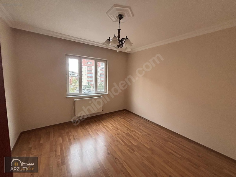 Yıldızkentte Kervansaray Evler Üstü ( 4+1) K.otoparklı Daire — fotoğraf 15