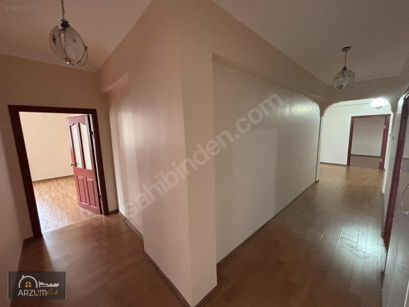 Yıldızkentte Kervansaray Evler Üstü ( 4+1) K.otoparklı Daire — fotoğraf 16