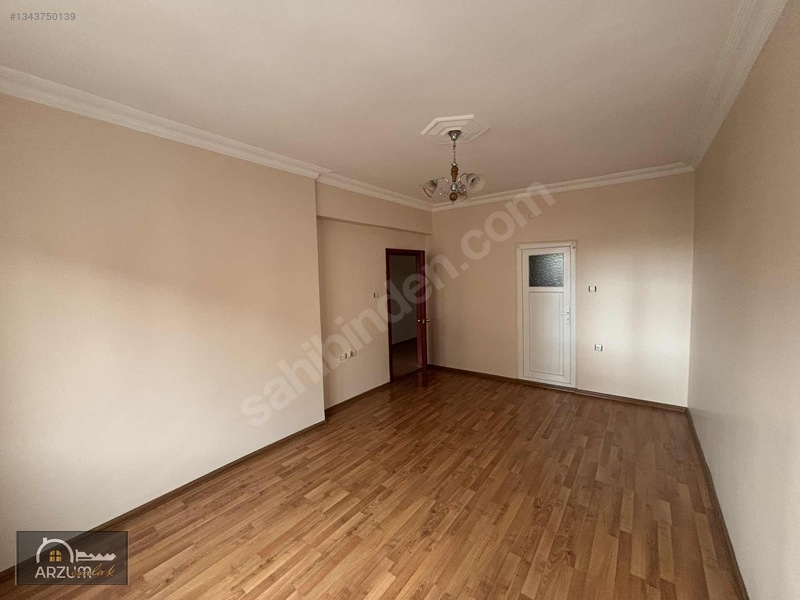 Yıldızkentte Kervansaray Evler Üstü ( 4+1) K.otoparklı Daire — fotoğraf 17