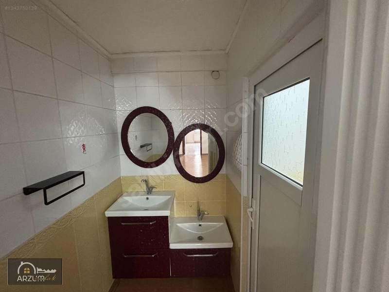 Yıldızkentte Kervansaray Evler Üstü ( 4+1) K.otoparklı Daire — fotoğraf 23