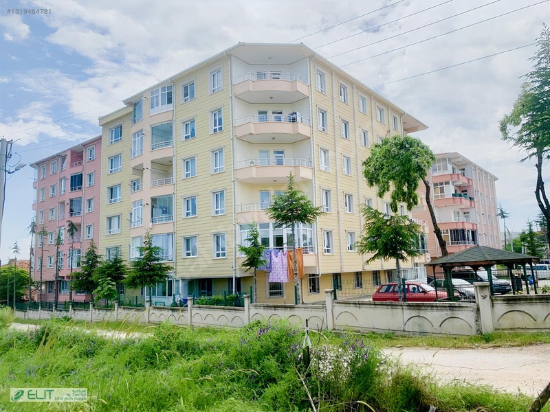 Ziyaret Tepe Mh. Adliye Karşısı Nda B.Doğal Gazlı Satılık Daire