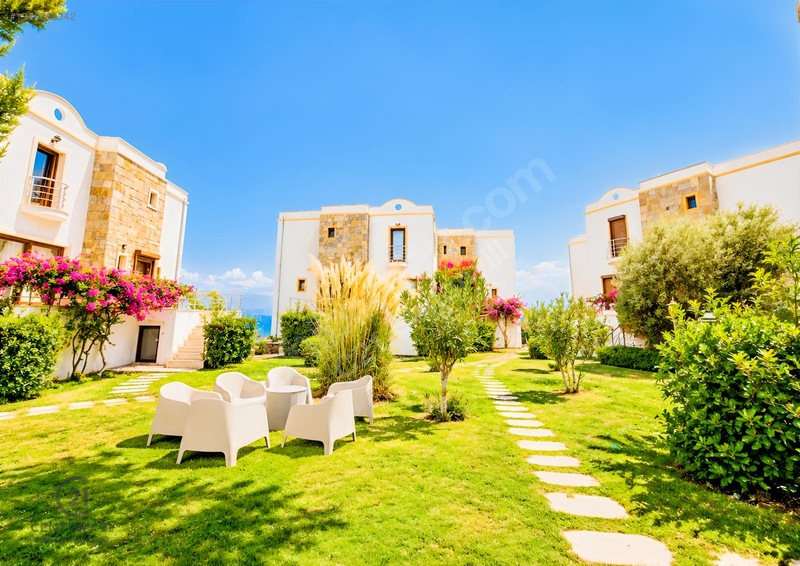 Bodrum Gündoğan'da Deniz Manzaralı Özel İskeleli 3+1 Bahçe Katı — fotoğraf 16