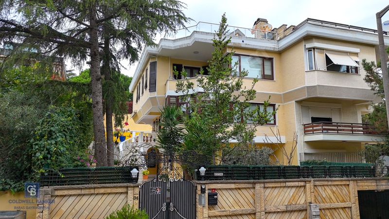 Dragos'ta Deniz Yakını, 6+2 Özel Villa, 400m² Net, Havuzlu — fotoğraf 4