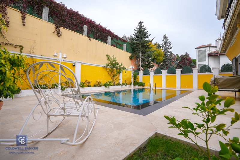 Dragos'ta Deniz Yakını, 6+2 Özel Villa, 400m² Net, Havuzlu — fotoğraf 10