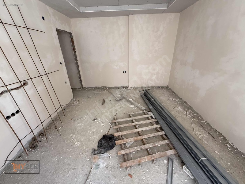 Halkalı Nayman'da Süper Konumda Satılık 1 + 1 Daıre — fotoğraf 3
