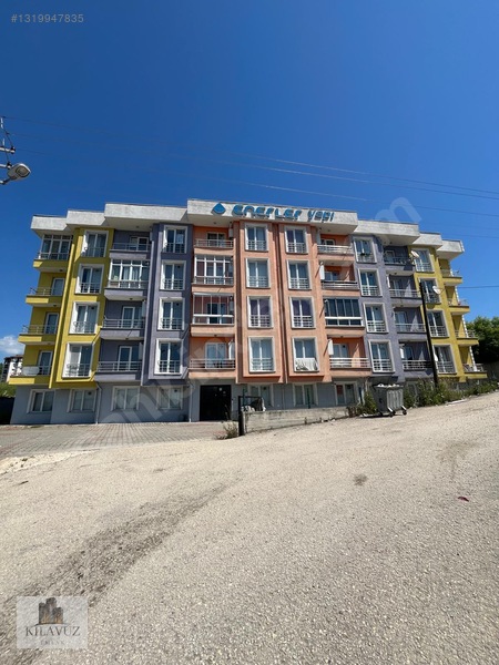 Kılavuz Emlaktan Satılık 1+1 Eşyalı Daire