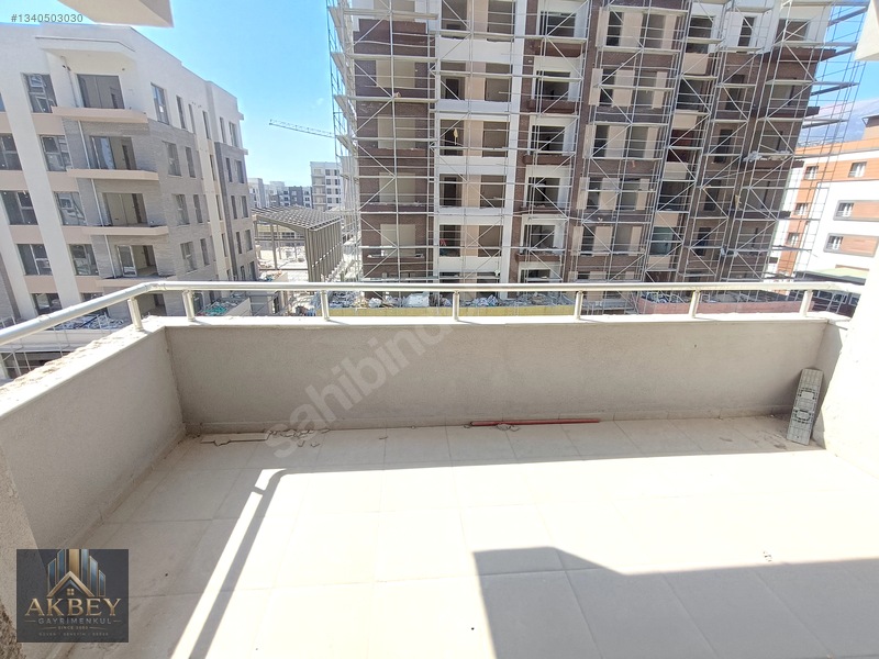 Piazza Civarı Kiralık Geniş 4+1 Daire — fotoğraf 5
