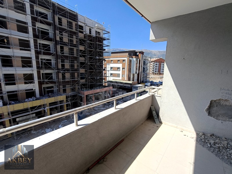 Piazza Civarı Kiralık Geniş 4+1 Daire — fotoğraf 6