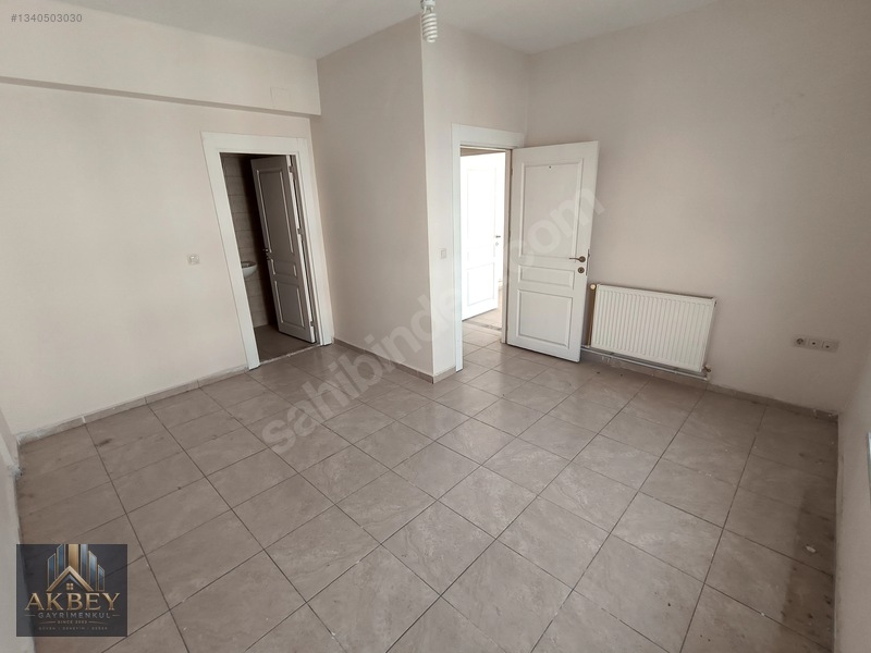 Piazza Civarı Kiralık Geniş 4+1 Daire — fotoğraf 14