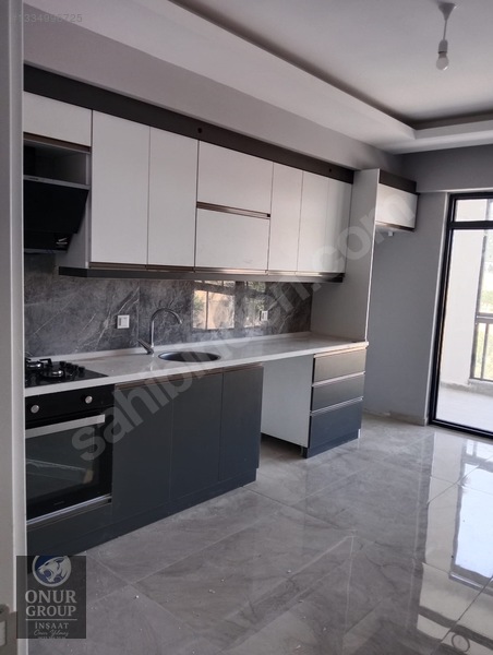 Çünür'de Geniş, Cam Balkonlu 3+1 Satılık Daire — fotoğraf 14