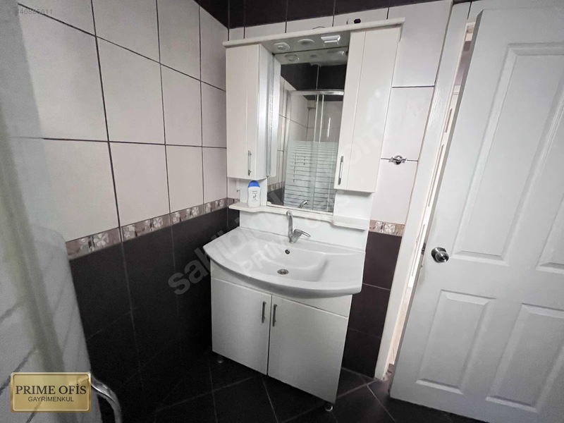 Demetlale'de Yapılı, Boş, Yeni Adliyeye Yakın 3+1 Daire — fotoğraf 3