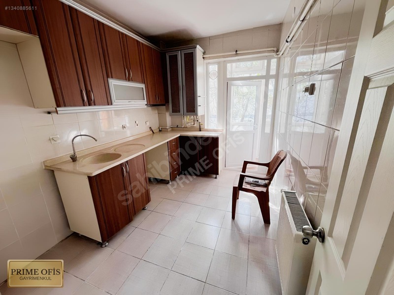 Demetlale'de Yapılı, Boş, Yeni Adliyeye Yakın 3+1 Daire — fotoğraf 5