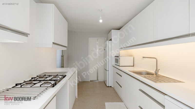 Yalıkavak Tilkicik'te Deniz Manzaralı Özel Plajlı 6+2 Villa — fotoğraf 6