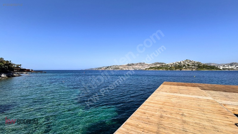 Yalıkavak Tilkicik'te Deniz Manzaralı Özel Plajlı 6+2 Villa — fotoğraf 39