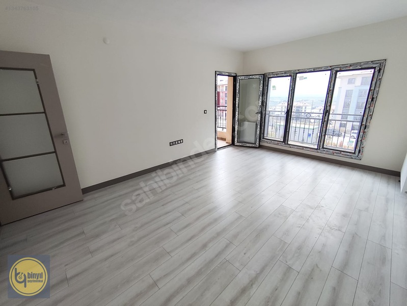 Binyıl Gayrimenkul'den Hilalkent'te Kiralık 2+1 Daire — fotoğraf 5