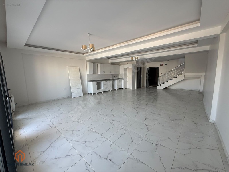 Çınar Emlaktan Tedaş Arkasi Satılık Sıfır 4+1 Dubleks Daire — fotoğraf 9