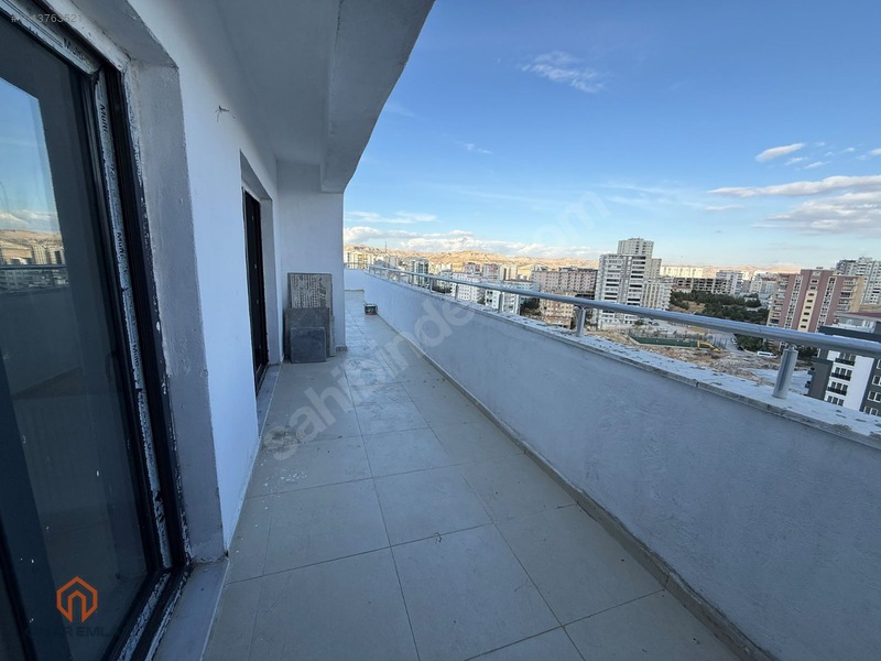 Çınar Emlaktan Tedaş Arkasi Satılık Sıfır 4+1 Dubleks Daire — fotoğraf 18
