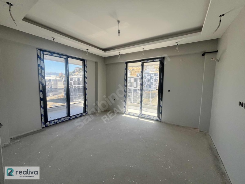 Realiva'dan Örnekkentte Satılık 2+1 Kapalı Mutfak Daire — fotoğraf 10