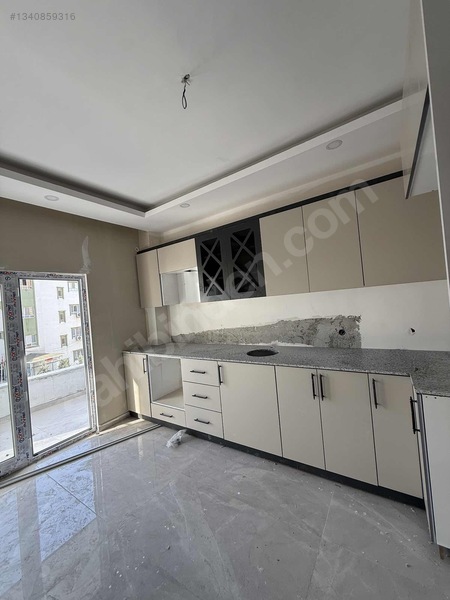 Soysal Emlak | Satılık 3+1 Site İçi Daire — fotoğraf 9