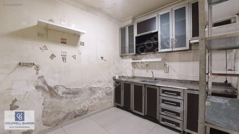 İzmir Konak Mithatpaşa Kiralık 100 M² Dükkan — fotoğraf 19
