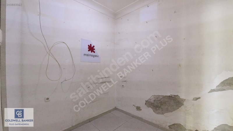 İzmir Konak Mithatpaşa Kiralık 100 M² Dükkan — fotoğraf 23
