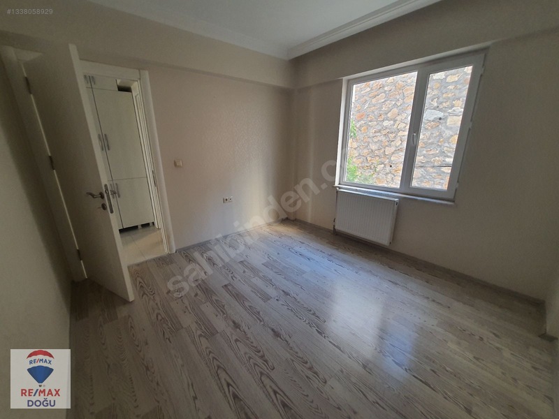 Remax Doğu'da Aziziye Camisine Yakın Kiralık 3+1 Daire — fotoğraf 8