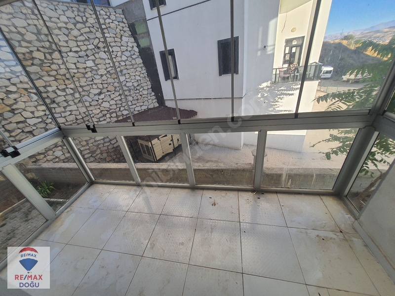 Remax Doğu'da Aziziye Camisine Yakın Kiralık 3+1 Daire — fotoğraf 22