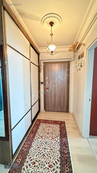 Güzelyalı'da 3+1 Doğalgazlı Merkezi Konumda Satılık Daire — fotoğraf 4