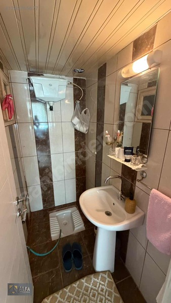 Güzelyalı'da 3+1 Doğalgazlı Merkezi Konumda Satılık Daire — fotoğraf 10
