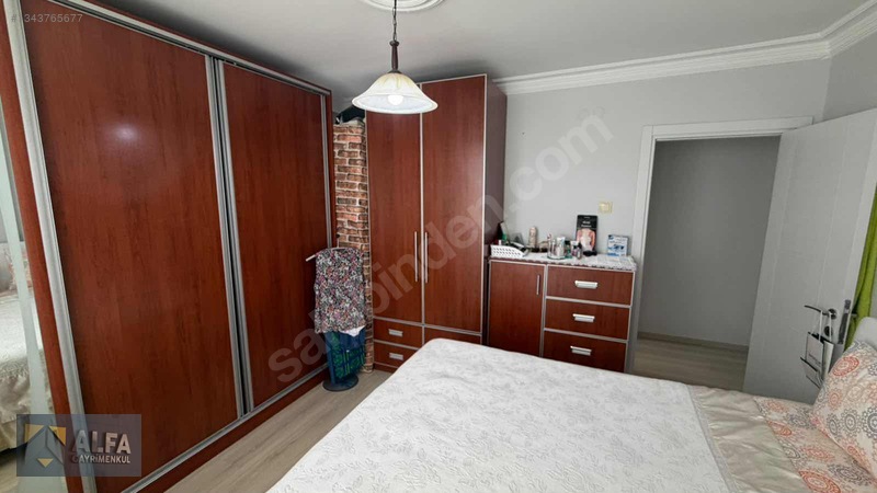 Güzelyalı'da 3+1 Doğalgazlı Merkezi Konumda Satılık Daire — fotoğraf 13