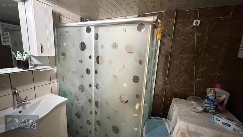 Güzelyalı'da 3+1 Doğalgazlı Merkezi Konumda Satılık Daire — fotoğraf 16