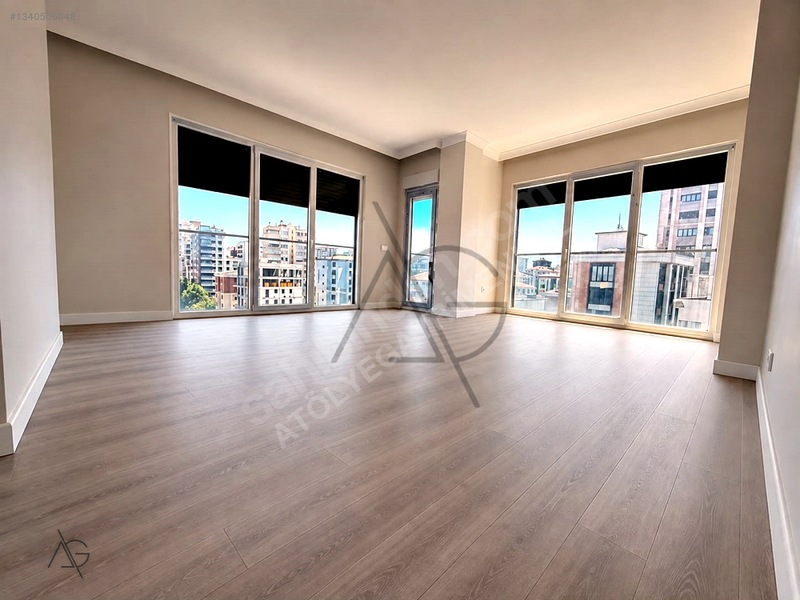 Çiftehavuzlarda Sıfır Bağdata Çok Yakın 130M2 Balkon Satılık Boş