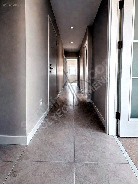 Çiftehavuzlarda Sıfır Bağdata Çok Yakın 130m2 Balkon Satılık Boş — fotoğraf 12