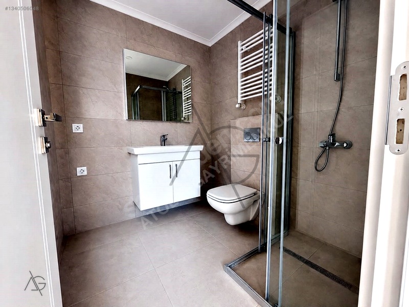 Çiftehavuzlarda Sıfır Bağdata Çok Yakın 130m2 Balkon Satılık Boş — fotoğraf 15