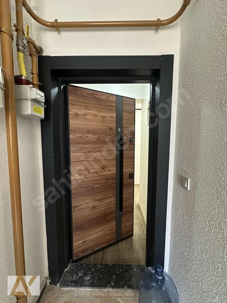 Şehir Merkezi Konumlu Kiralık 1+1 — fotoğraf 2