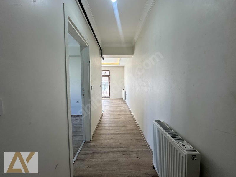 Şehir Merkezi Konumlu Kiralık 1+1 — fotoğraf 10