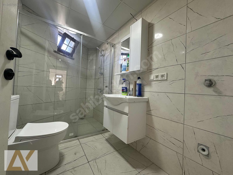 Şehir Merkezi Konumlu Kiralık 1+1 — fotoğraf 12